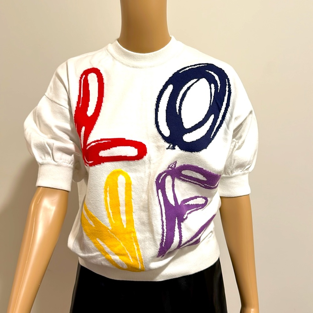 Cotton top with LOVE Size Small